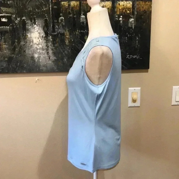 Calvin Klein Sleeveless Blue Blouse with lace detailing -Size Medium - Picture 3 of 7